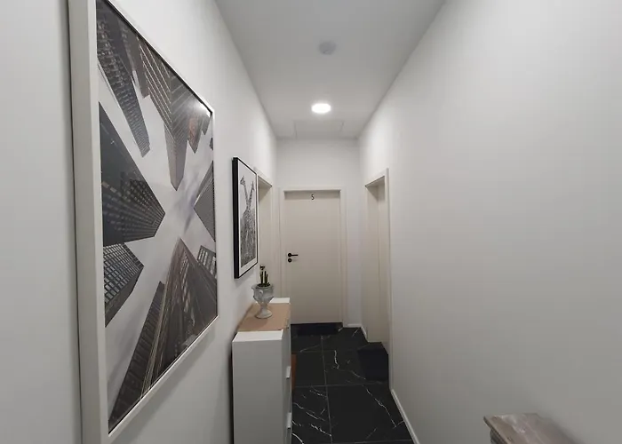 Chic Wendy In Centre Tour As לובליאנה