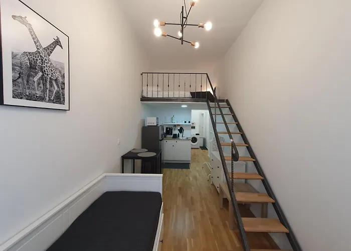 דירה Chic Wendy In Centre Tour As