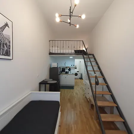 Apartma Chic Wendy In Centre Tour As